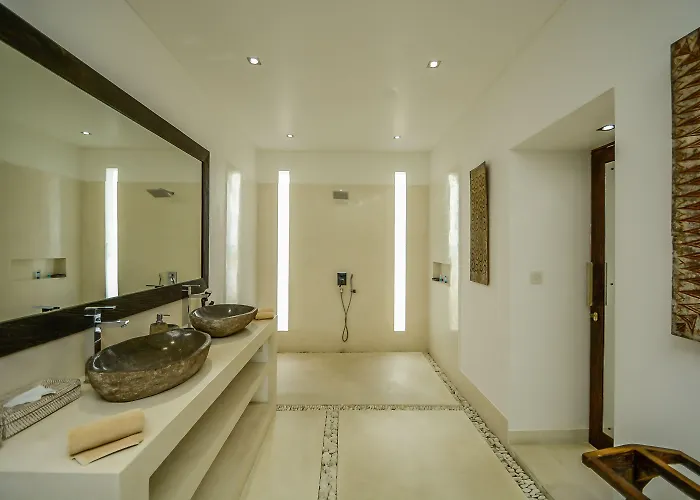 Villa Saha Private Pool Retreat Seminyak بيت للعطل