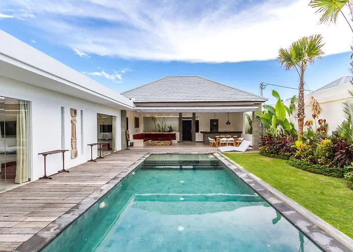 Villa Saha Elegant 3Br Pool Oasis Seminyak Seminyak