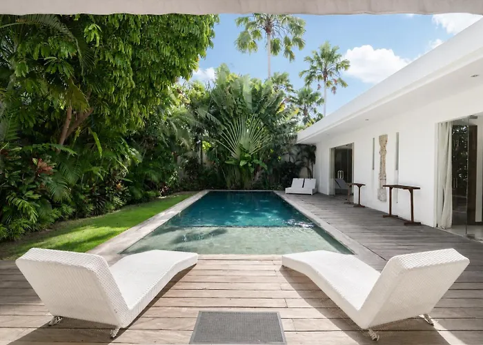 Villa Saha Elegant 3Br Pool Oasis Seminyak Сasa de vacaciones Seminyak