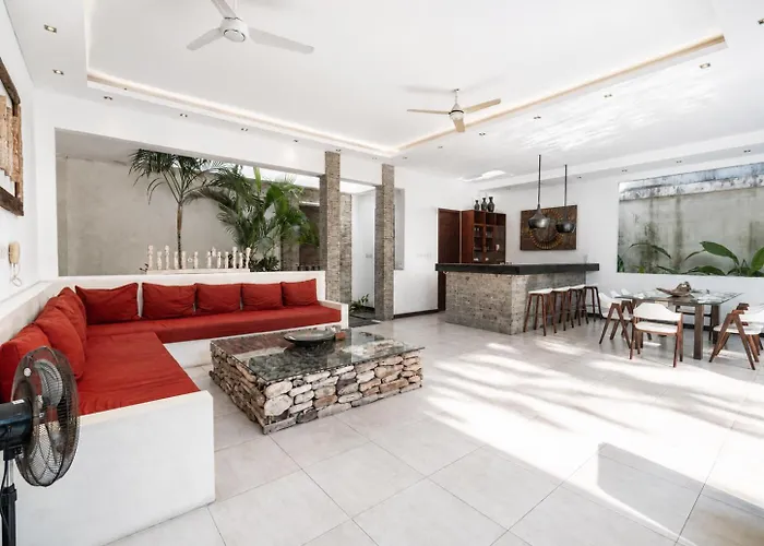 Villa Saha Elegant 3Br Pool Oasis Seminyak Сasa de vacaciones