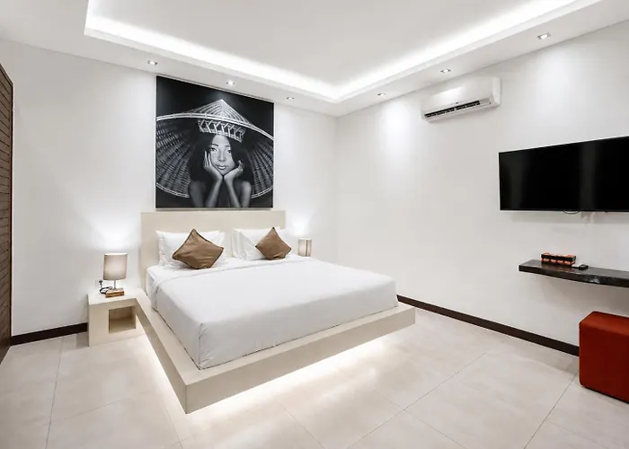 Villa Saha Elegant 3Br Pool Oasis Seminyak *