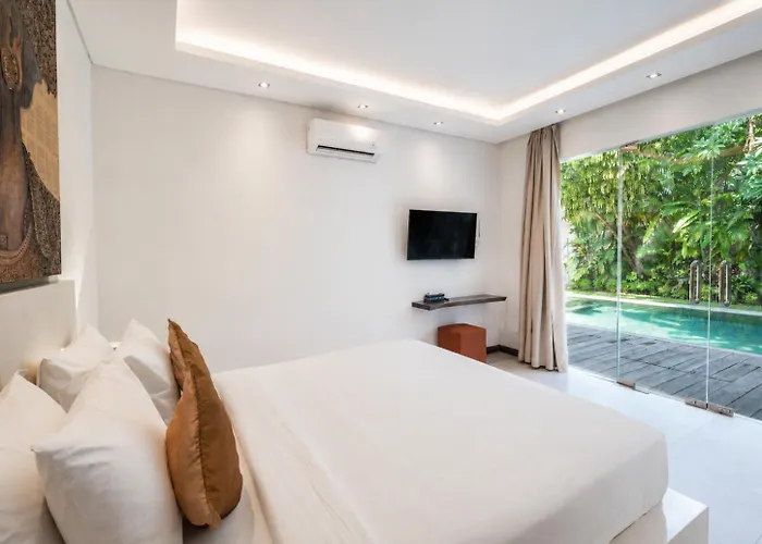Villa Saha Elegant 3Br Pool Oasis Seminyak Сasa de vacaciones