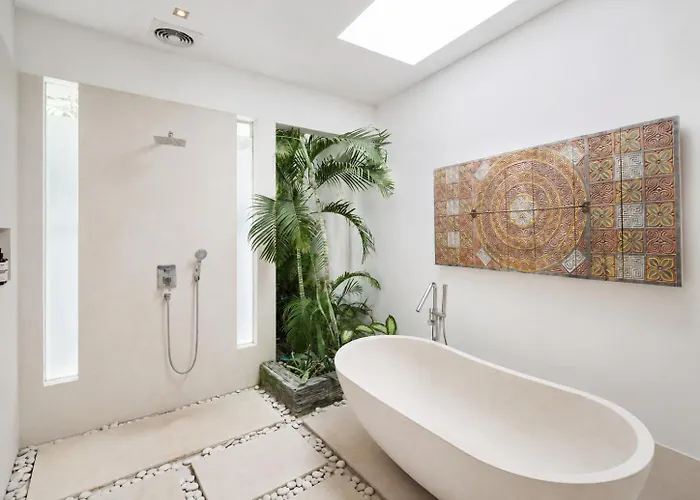 Villa Saha Elegant 3Br Pool Oasis Seminyak *