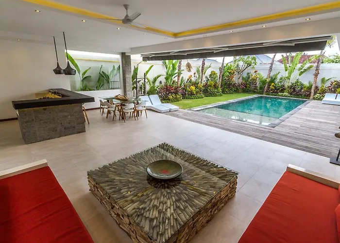 Villa Saha Elegant 3Br Pool Oasis Seminyak Сasa de vacaciones *